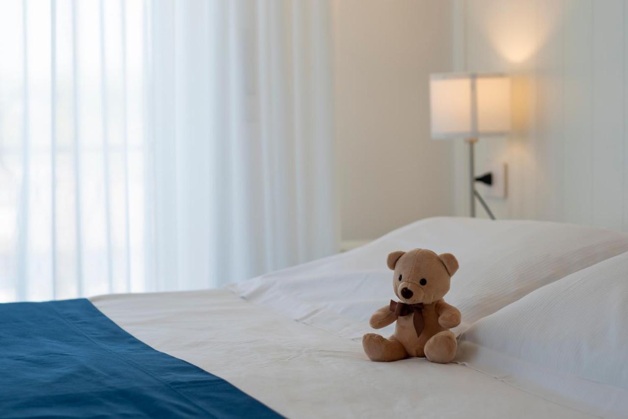 Hotel Tarabella フォルテ・デイ・マルミ エクステリア 写真